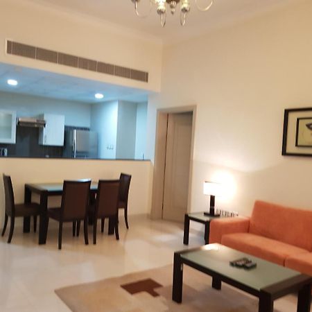 Almoayyed Suites Manama Exteriör bild